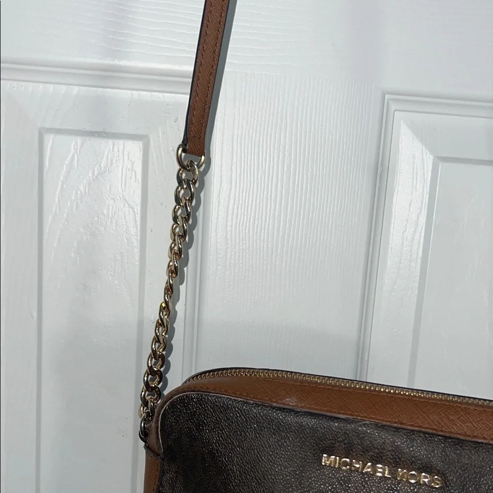 Michael Kors Elegant Brown and Black Crossbody Bag
